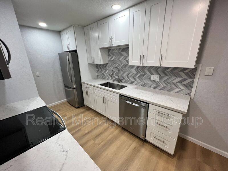 Condo for rent at 1013 Sunshine Ave #I, El Cajon, CA 92020