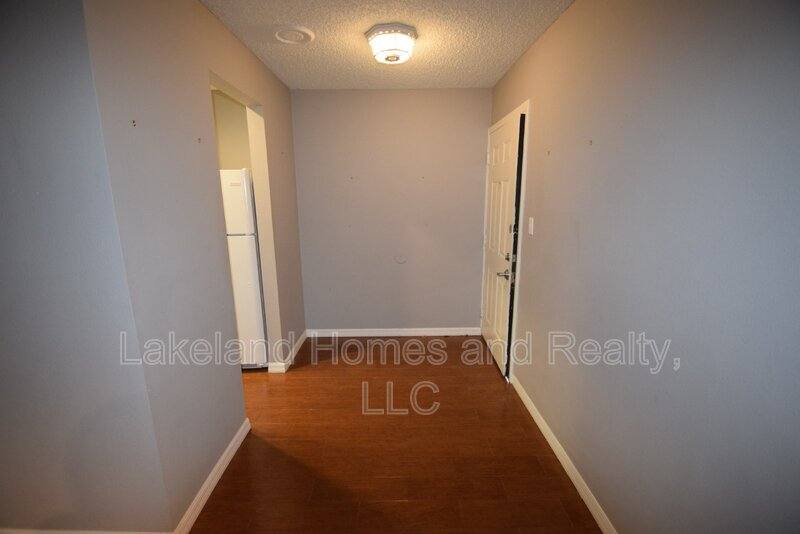 Apartment for rent at 1005 S New York Ave #9, Lakeland, FL 33803