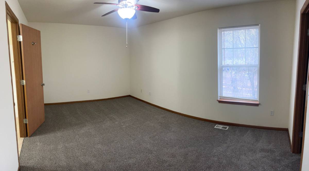 Townhouse for rent at 136 E Old Plank Rd, Columbia, MO 65203