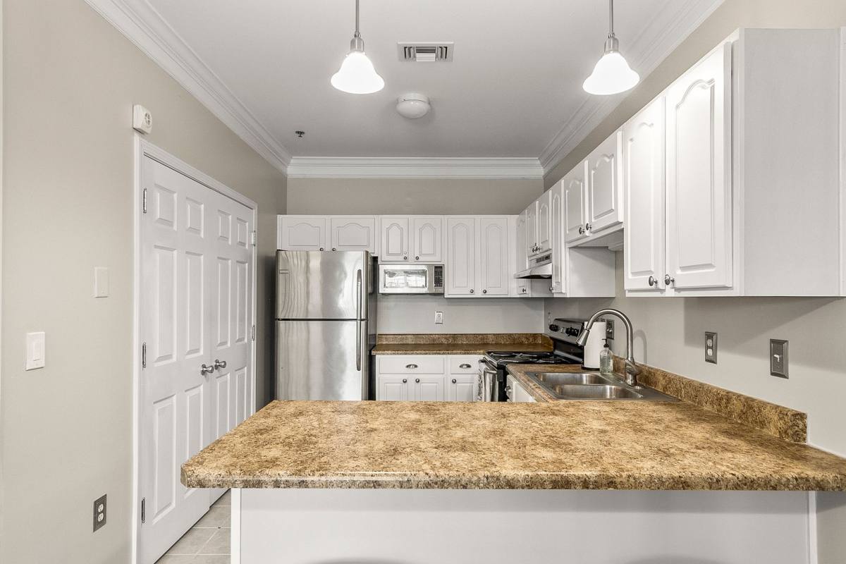 Condo for rent at 303 Helen Keller Blvd, Tuscaloosa, AL 35404