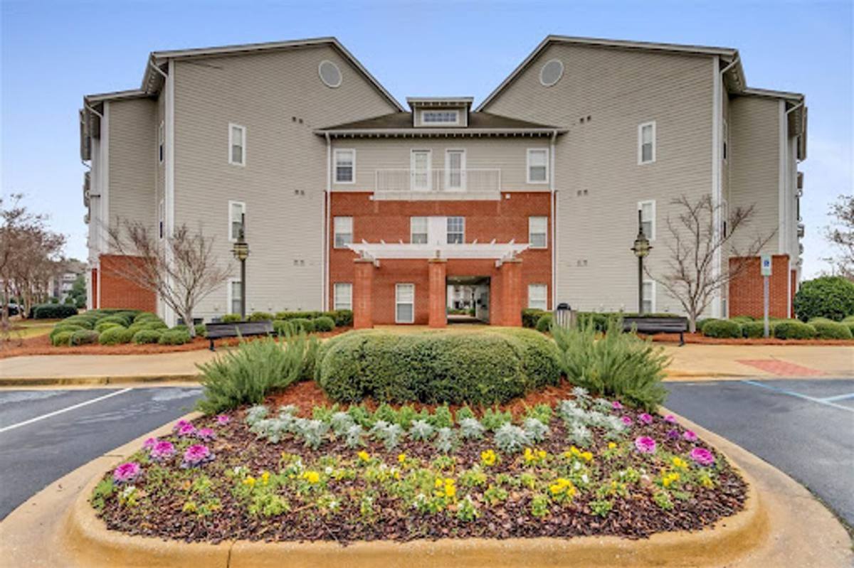 Condo for rent at 303 Helen Keller Blvd, Tuscaloosa, AL 35404
