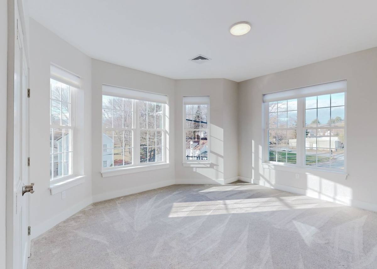 Apartment for rent at 16 Sullivan St, Berwick, ME 03901