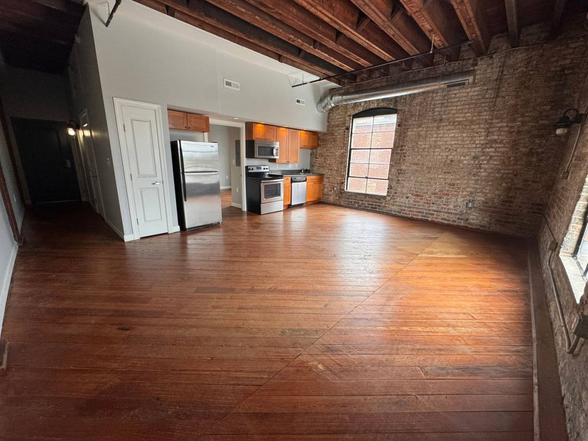 Apartment for rent at 315 Lynn St, Danville, VA 24541