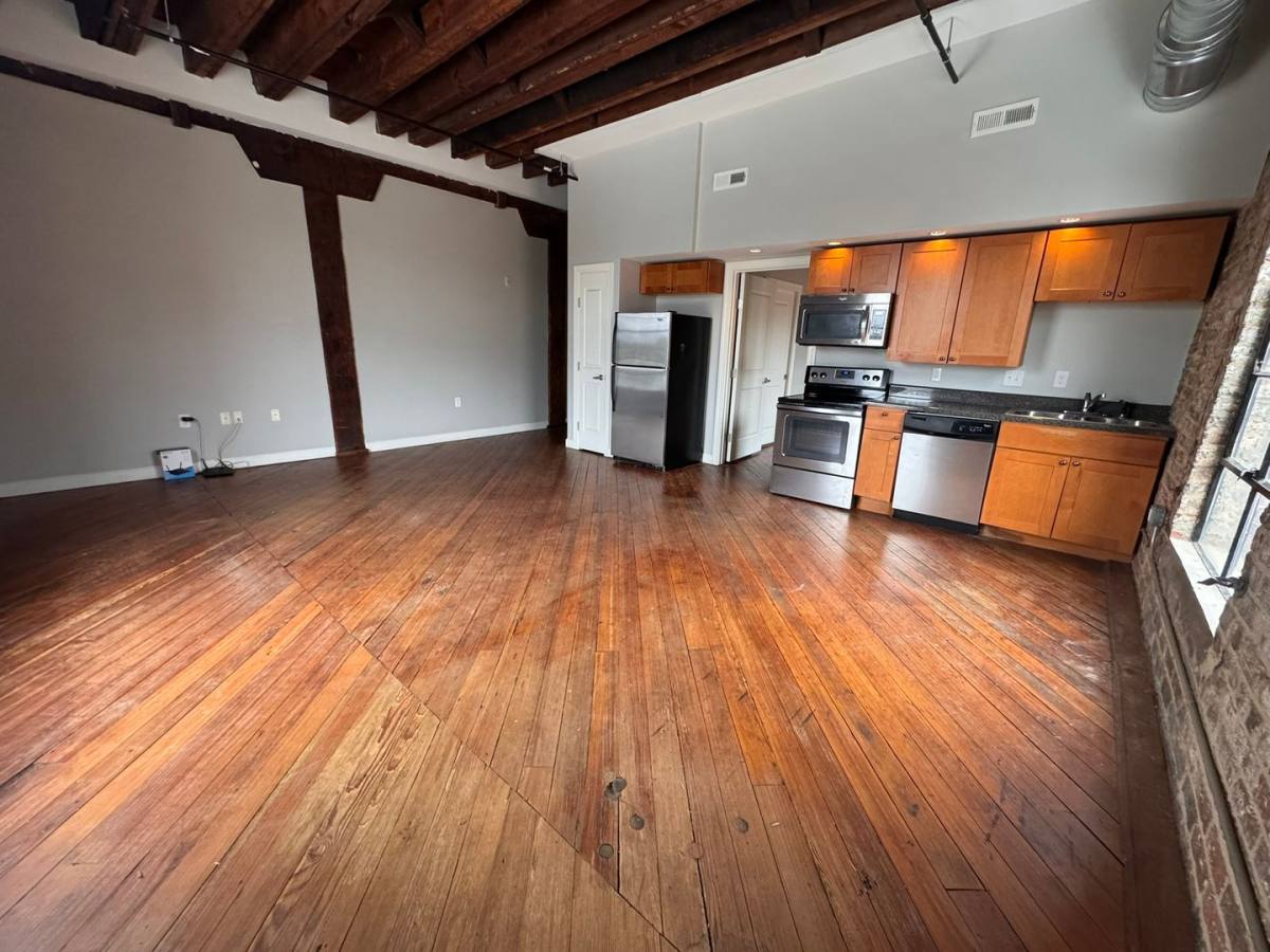 Apartment for rent at 315 Lynn St, Danville, VA 24541