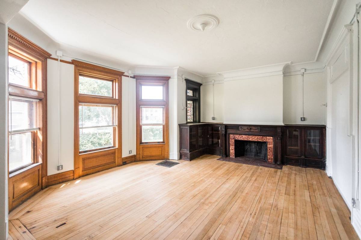 Apartment for rent at 223 E Ferry St, Detroit, MI 48202