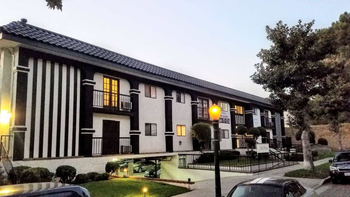 Apartment for rent at 625 629 N Kenwood St, Glendale, CA 91206