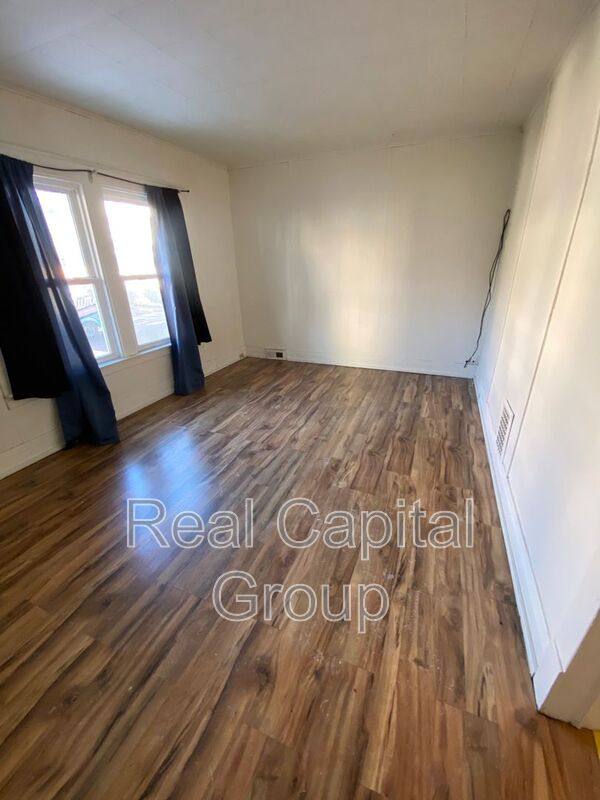 Apartment for rent at 709 Townsend Place, Niagara Falls, NY 14301