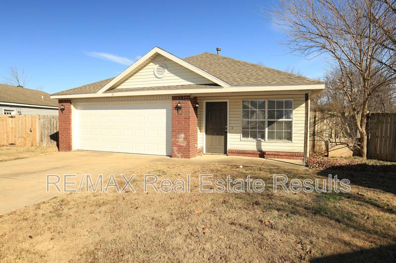 Apartment for rent at 50 Cheryl Circle, Bentonville, AR 72712