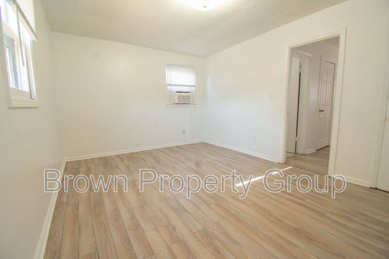 Apartment for rent at 714 Eva Circle, Spring Lake, NC 28390
