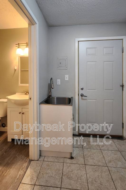Apartment for rent at 717 30th St N #5, Fargo, ND 58102