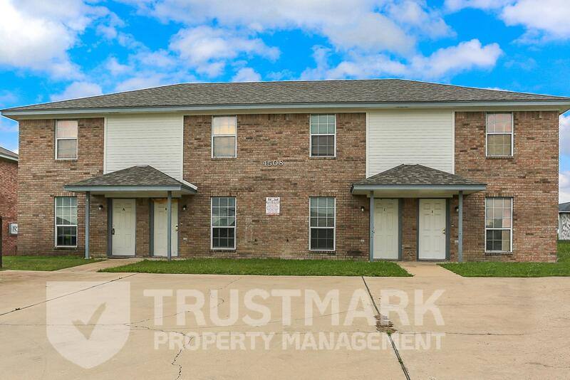 Townhouse for rent at 4508 C Sylvia, Killeen, TX 76549