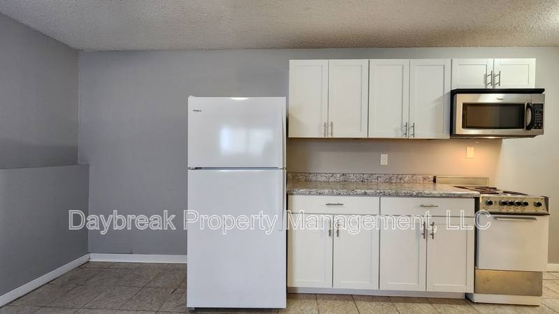 Apartment for rent at 713 30th St N #4, Fargo, ND 58102
