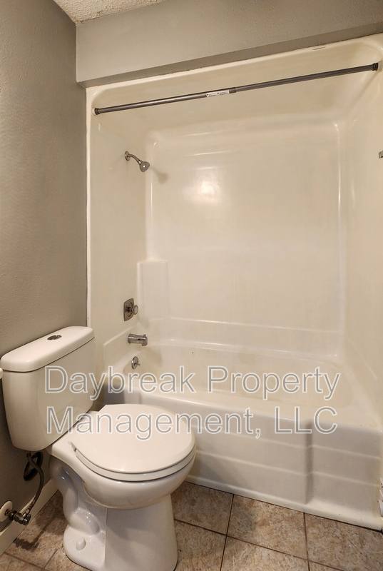 Apartment for rent at 713 30th St N #4, Fargo, ND 58102