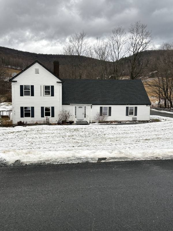 Apartment for rent at 537 Green Hollow Rd #4, Petersburg, NY 12138