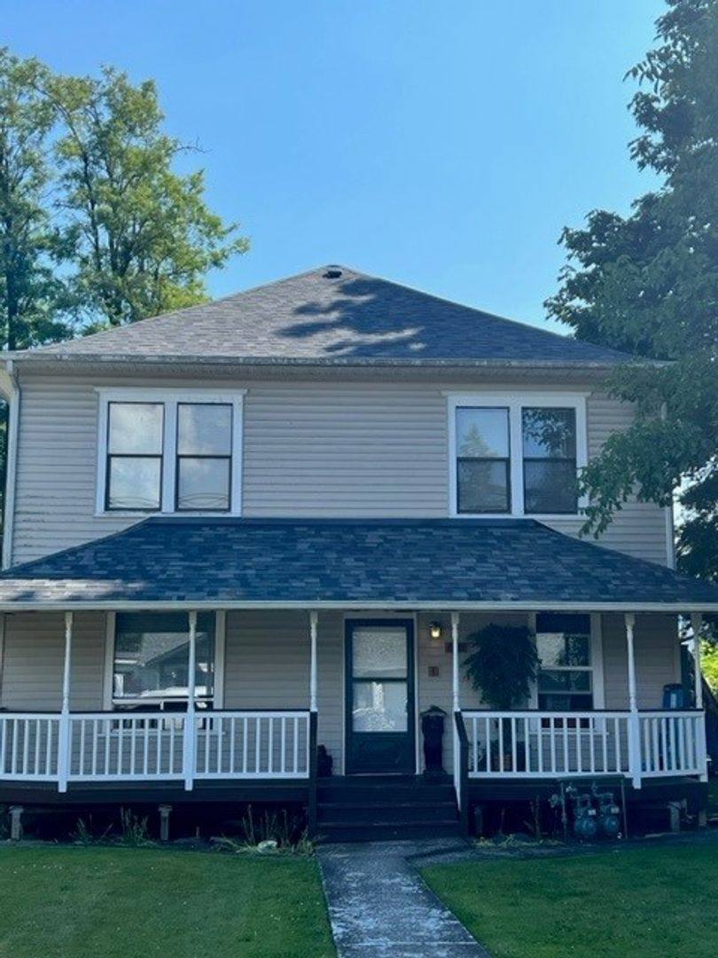 Apartment for rent at 1129 E State St, Sedro Woolley, WA 98284
