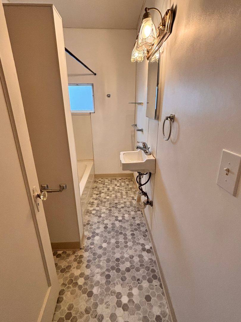 Apartment for rent at 1129 E State St, Sedro Woolley, WA 98284