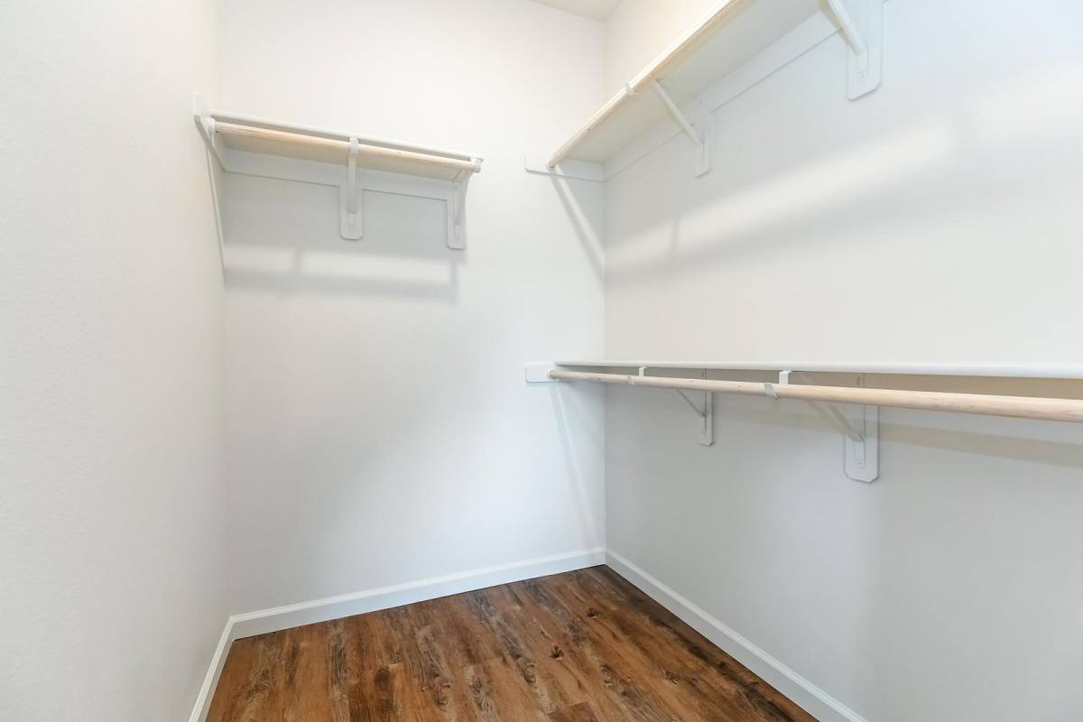 Apartment for rent at 2594 N Armstrong Ave, Fresno, CA 93727