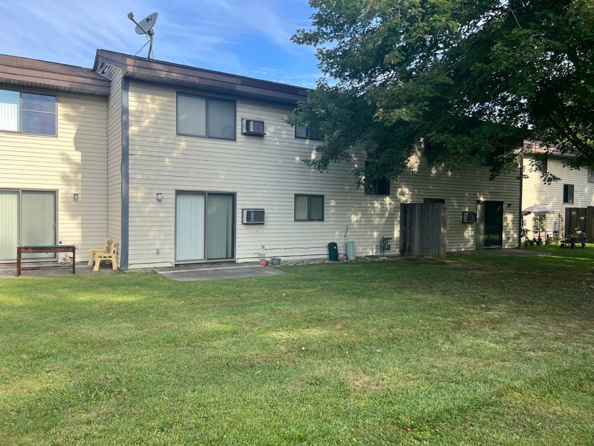 Apartment for rent at 771 Jefferson, Hudson, MI 49247