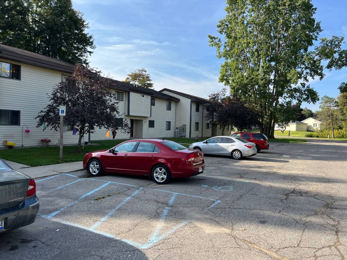 Apartment for rent at 771 Jefferson, Hudson, MI 49247