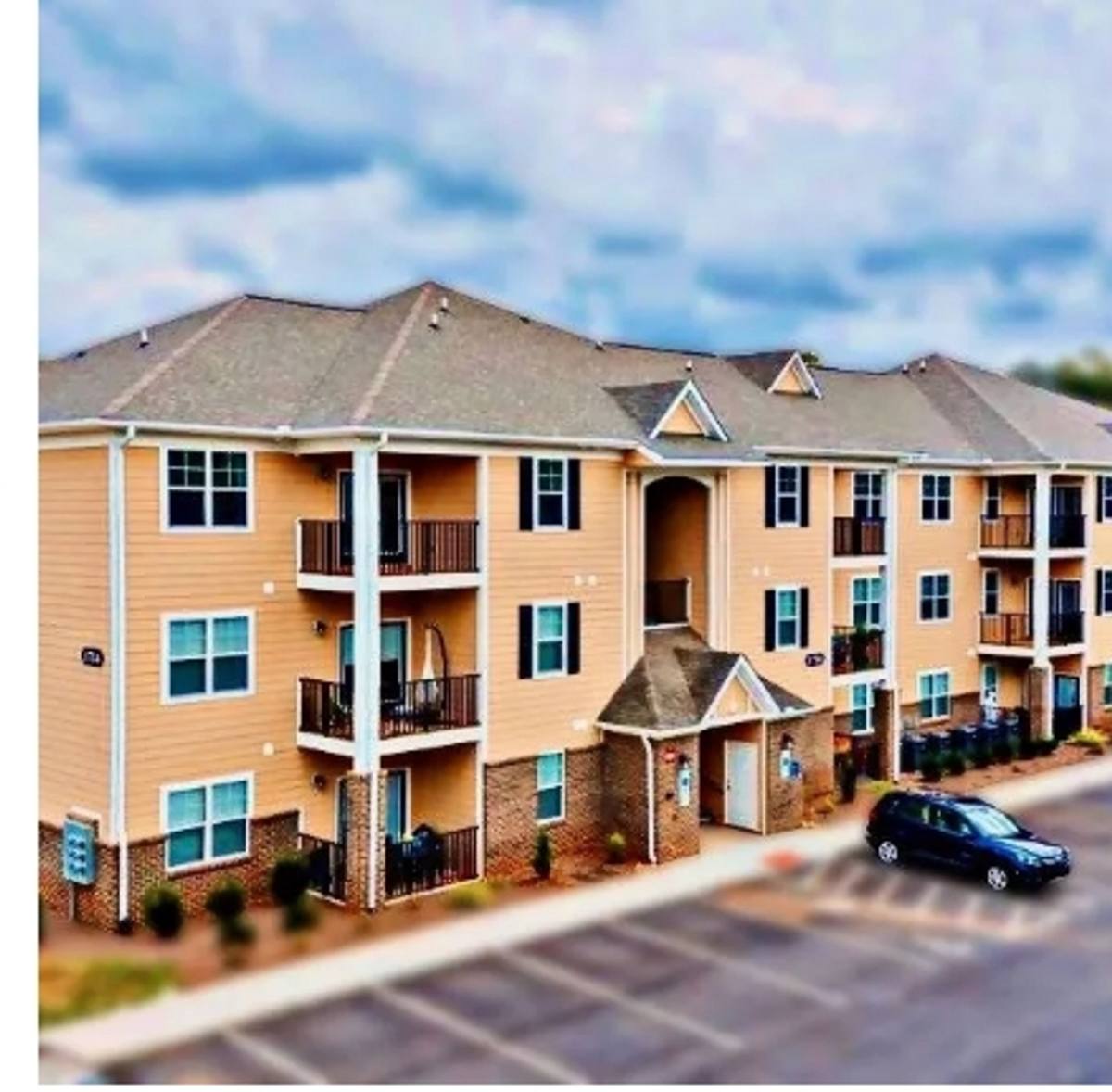 Apartment for rent at 1710 8th St Dr NE, Hickory, NC 28601