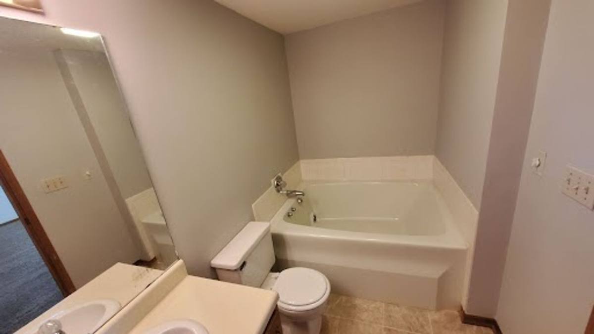 Apartment for rent at 1139 66th St, Windsor Heights, IA 50324