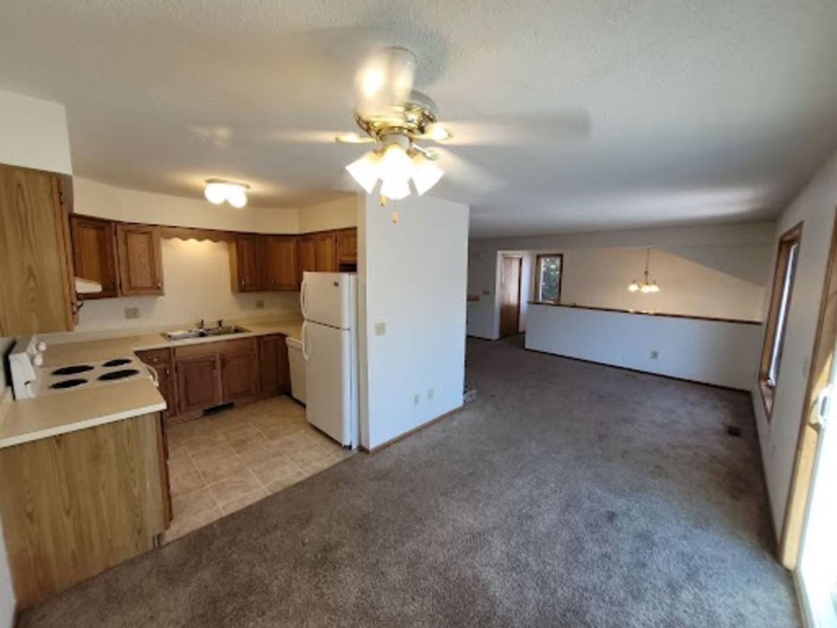 Apartment for rent at 1139 66th St, Windsor Heights, IA 50324