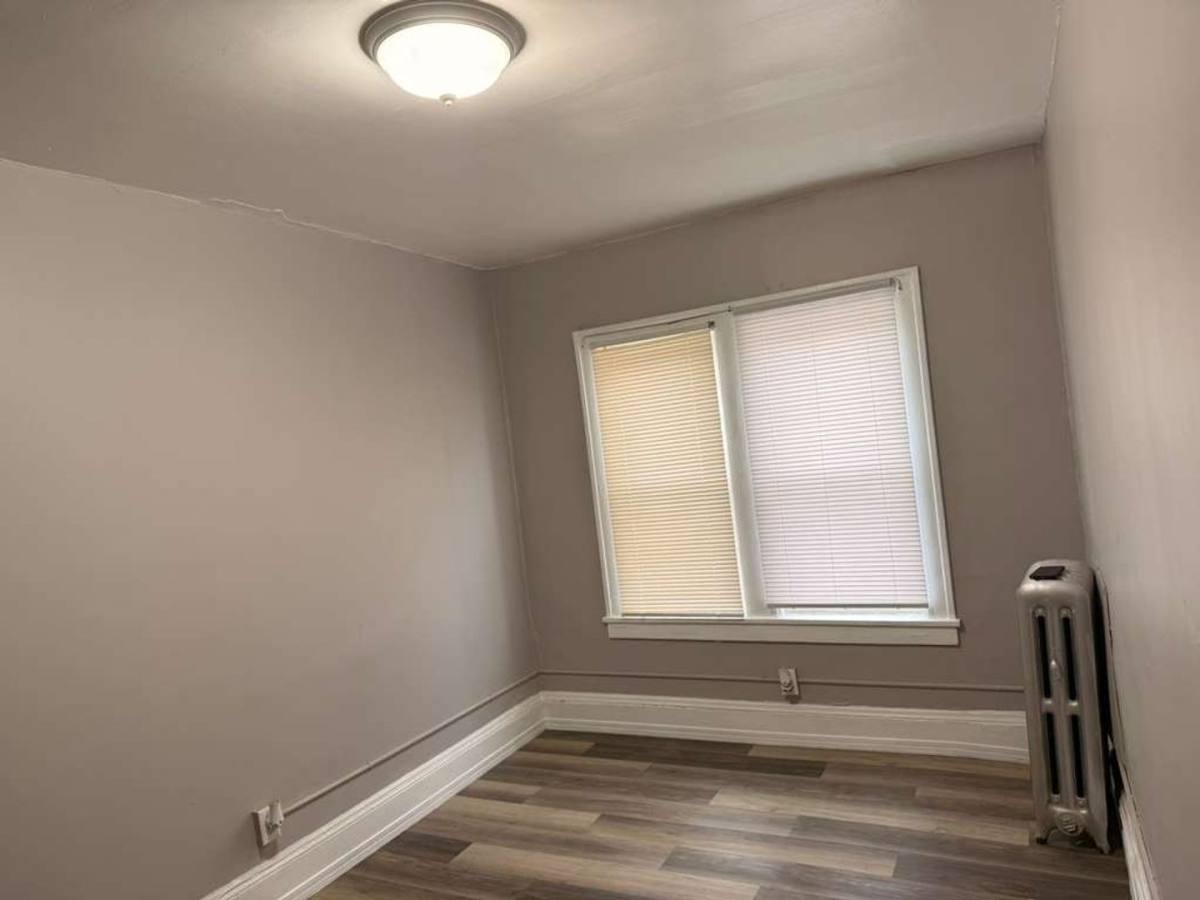 Apartment for rent at 14300 Lakashore Blvd, Cleveland, OH 44110