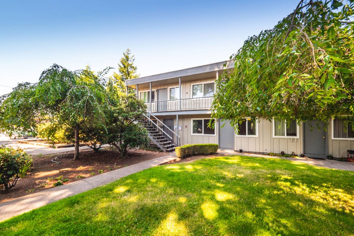 Apartment for rent at 1538 SE 122nd Ave, Portland, OR 97233