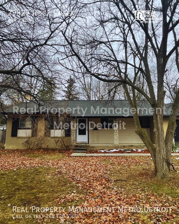 House for rent at 29822 Rock Creek, Southfield, MI 48076