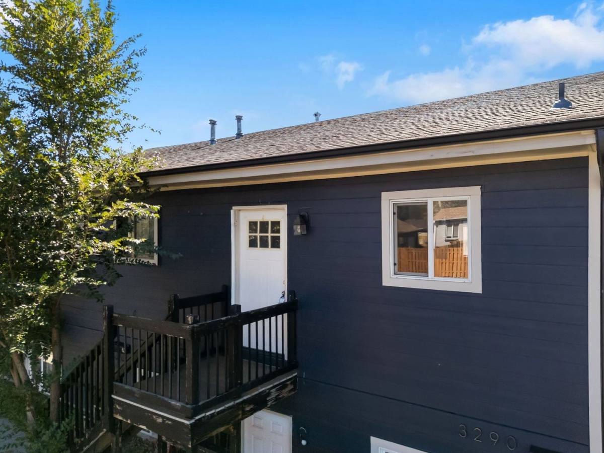 Apartment for rent at 3290 Cherry St, Denver, CO 80207