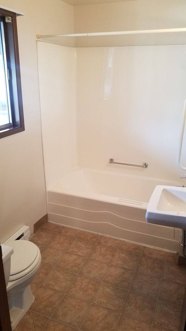 Apartment for rent at 4553 Lancaster Dr NE, Salem, OR 97305