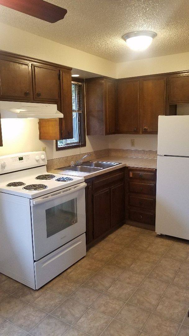 Apartment for rent at 4553 Lancaster Dr NE, Salem, OR 97305