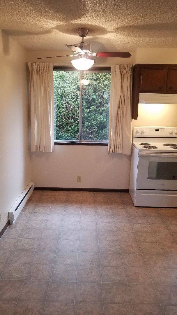 Apartment for rent at 4553 Lancaster Dr NE, Salem, OR 97305