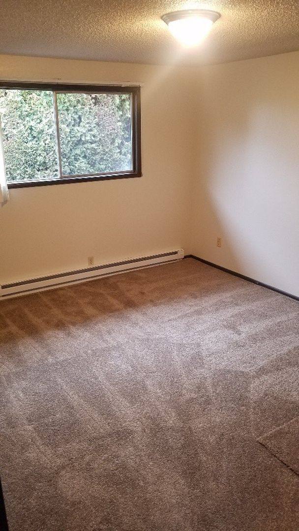 Apartment for rent at 4553 Lancaster Dr NE, Salem, OR 97305