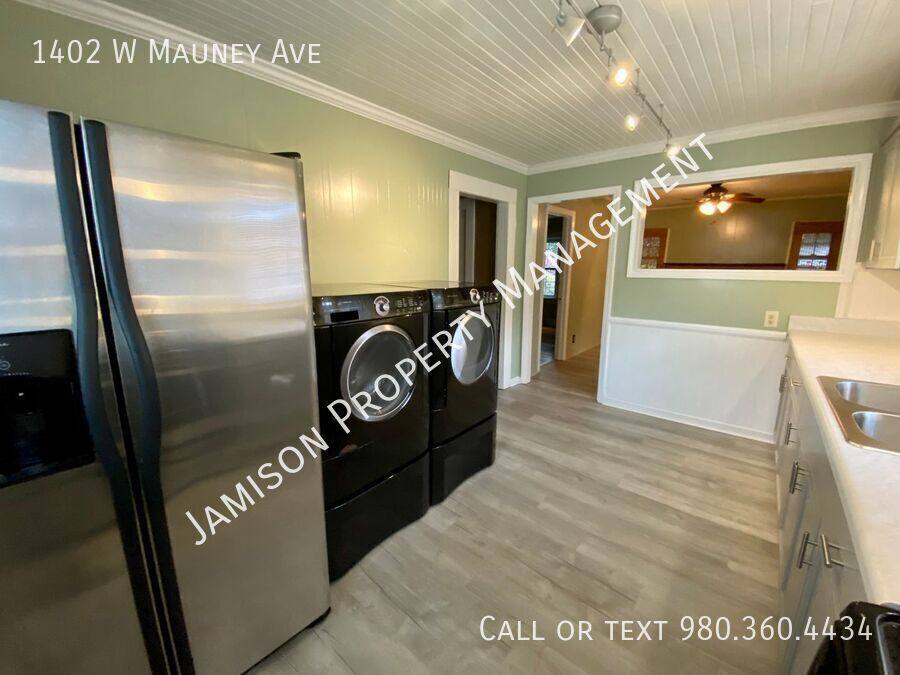 House for rent at 1402 W Mauney Ave, Gastonia, NC 28052