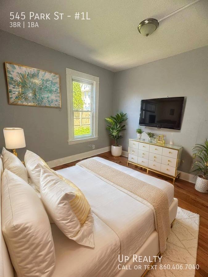 House for rent at 545 Park St #1L, Bridgeport, CT 06608