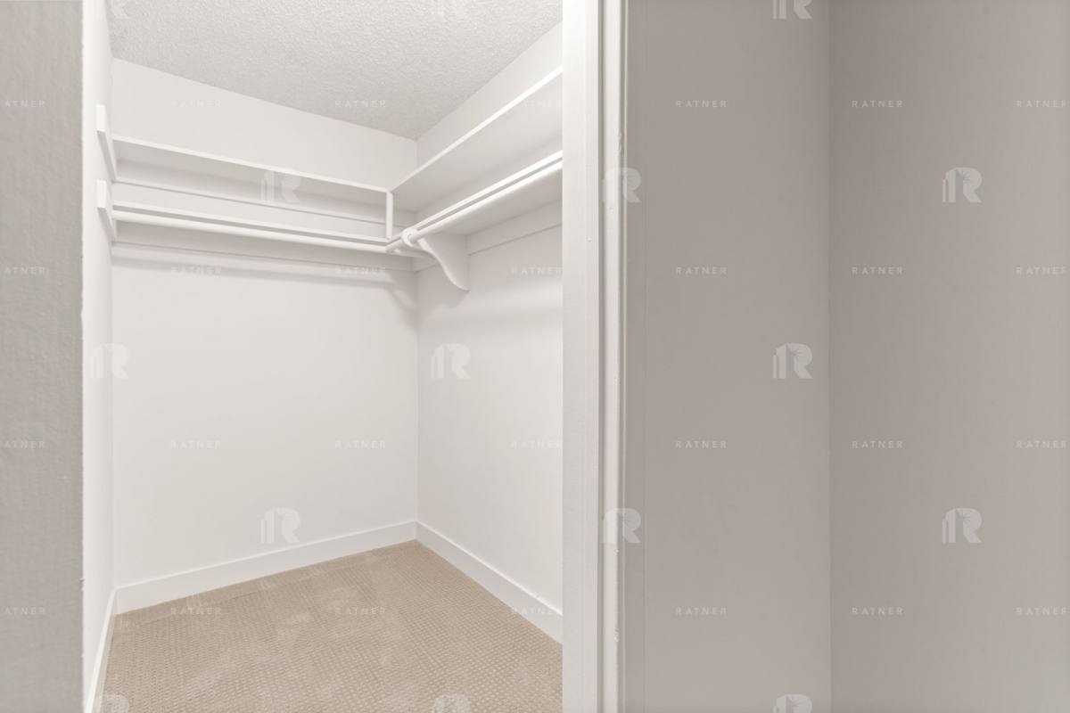 Apartment for rent at 4573 Willis Ave, Sherman Oaks, CA 91403
