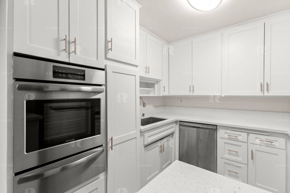 Apartment for rent at 4573 Willis Ave, Sherman Oaks, CA 91403