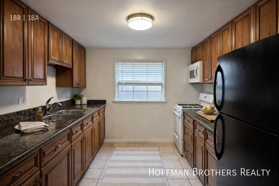 Apartment for rent at 410 S Sierra Madre Blvd #22, Pasadena, CA 91107