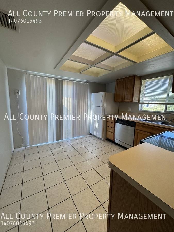 Apartment for rent at 2264 Greenview Circle, Orlando, FL 32808