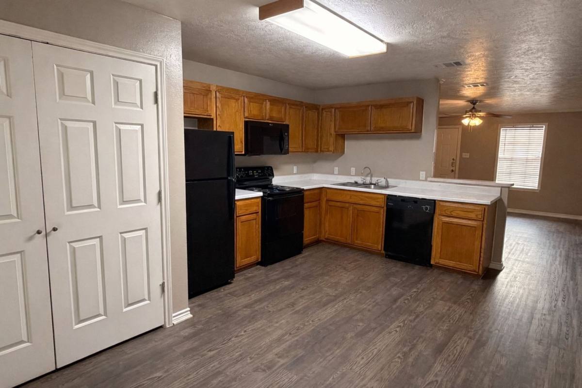Apartment for rent at 528 SW Parkway, College Station, TX 77840