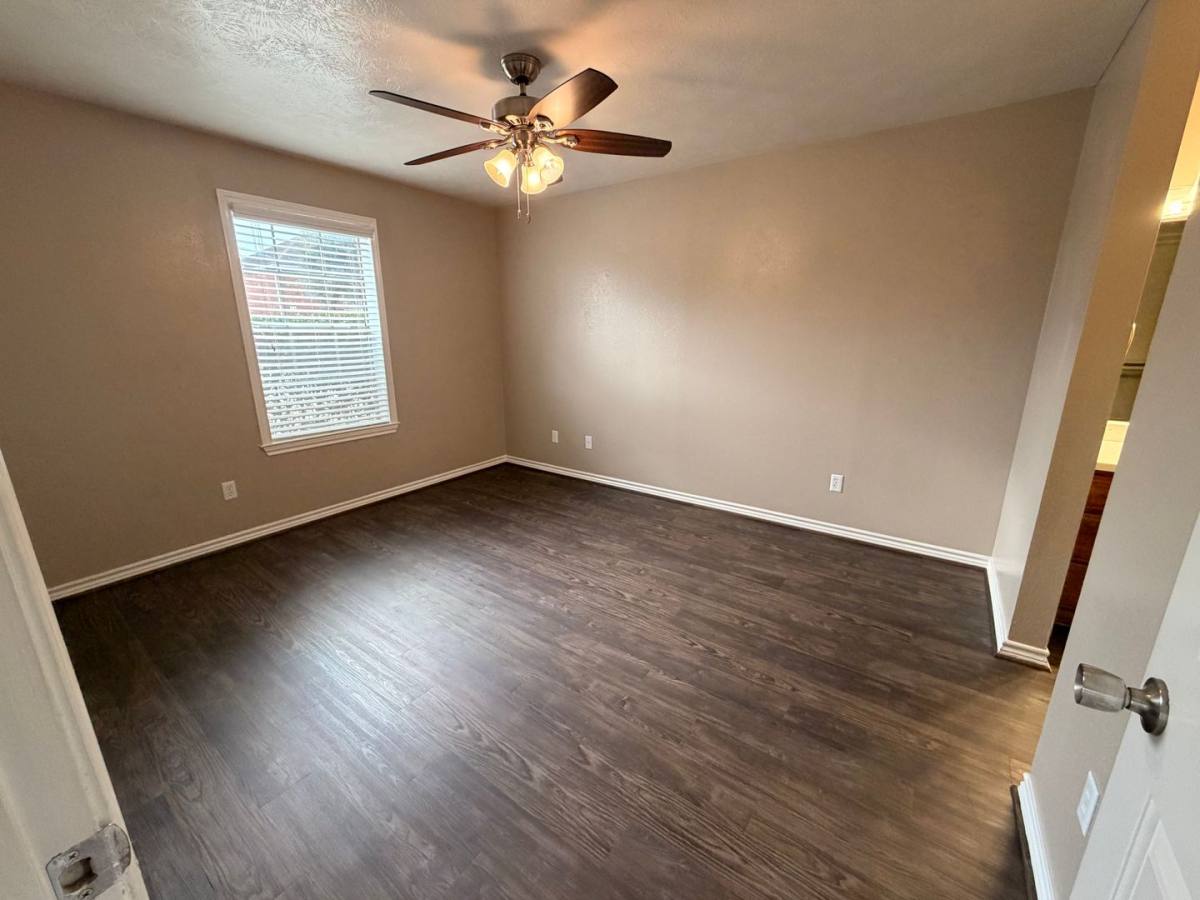 Apartment for rent at 528 SW Parkway, College Station, TX 77840
