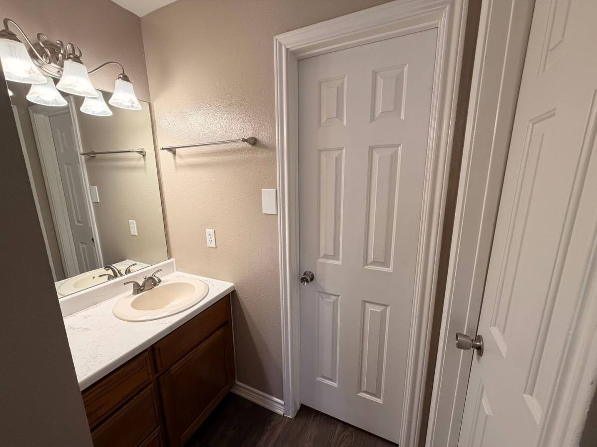 Apartment for rent at 528 SW Parkway, College Station, TX 77840