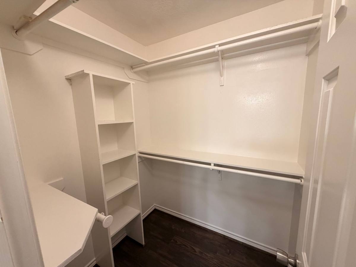 Apartment for rent at 528 SW Parkway, College Station, TX 77840