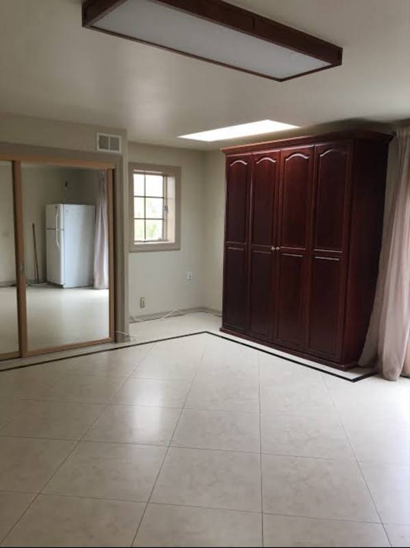 House for rent at 19211 Dodge Ave, Santa Ana, CA 92705