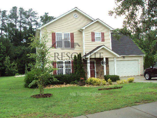 House for rent at 404 Onondaga Court, Holly Springs, NC 27540