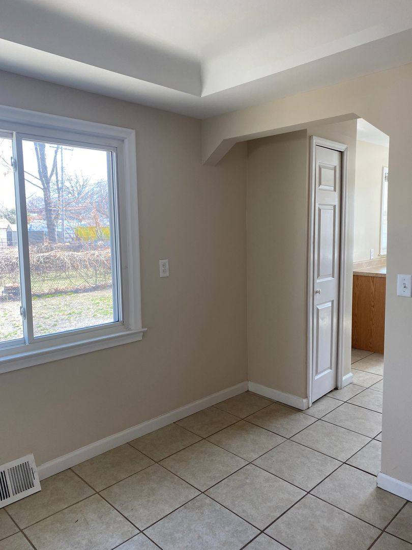 Apartment for rent at 30800 Telegraph Rd, Franklin, MI 48025