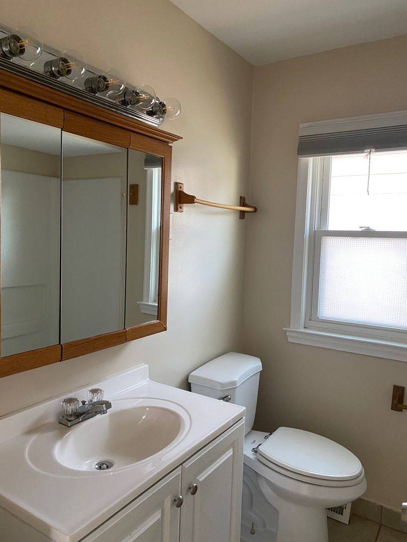 Apartment for rent at 30800 Telegraph Rd, Franklin, MI 48025