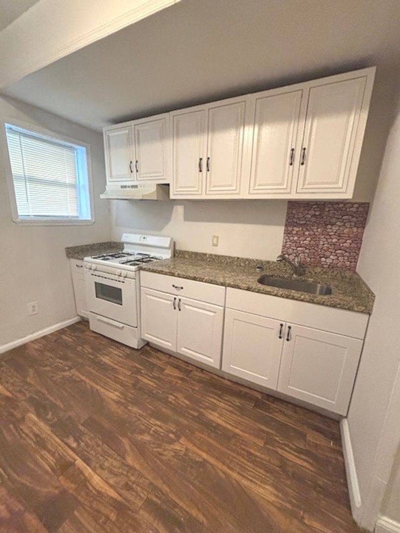 House for rent at 2518 W Fairmount Ave, Baltimore, MD 21223