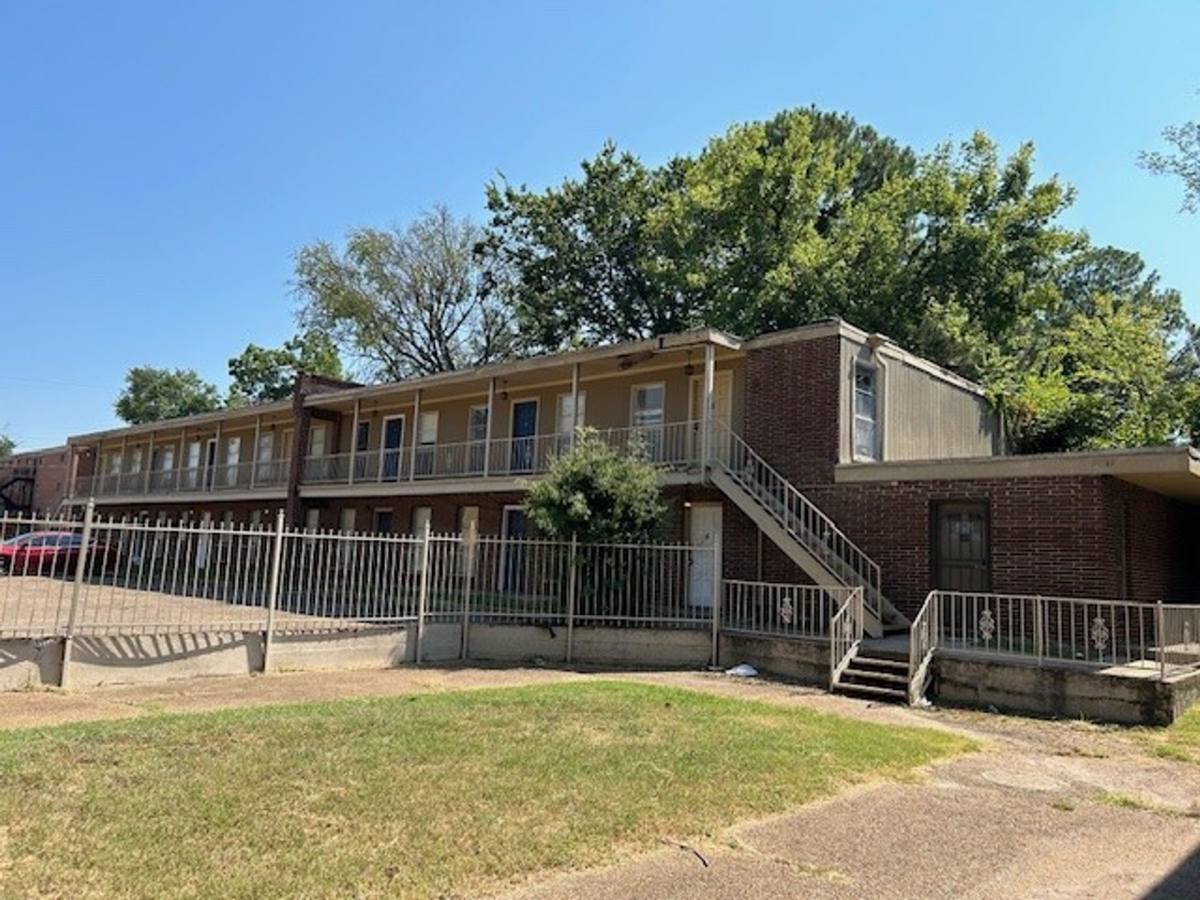 Apartment for rent at 1505 N W St, Jackson, MS 39202